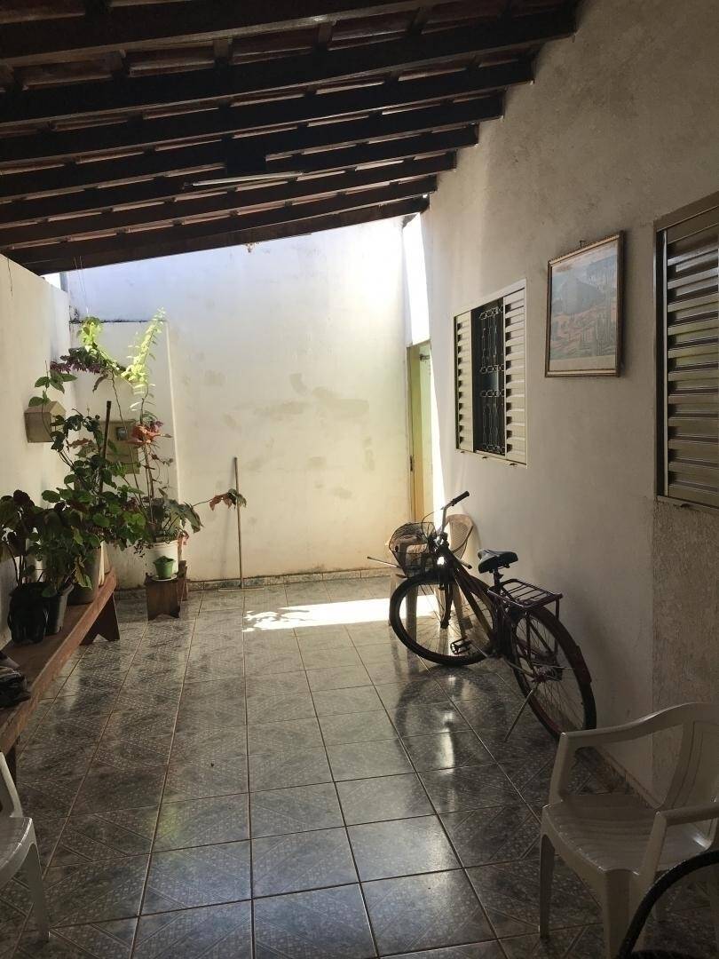 #VD 1628 - Casa para Venda em Araguari - MG