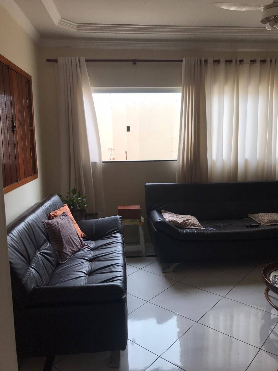 #VD 1696 - Casa para Venda em Araguari - MG