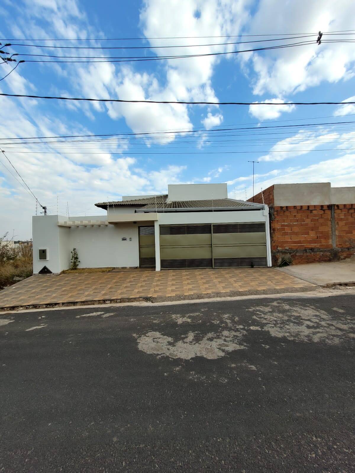 #VD 2091 - Casa para Venda em Araguari - MG