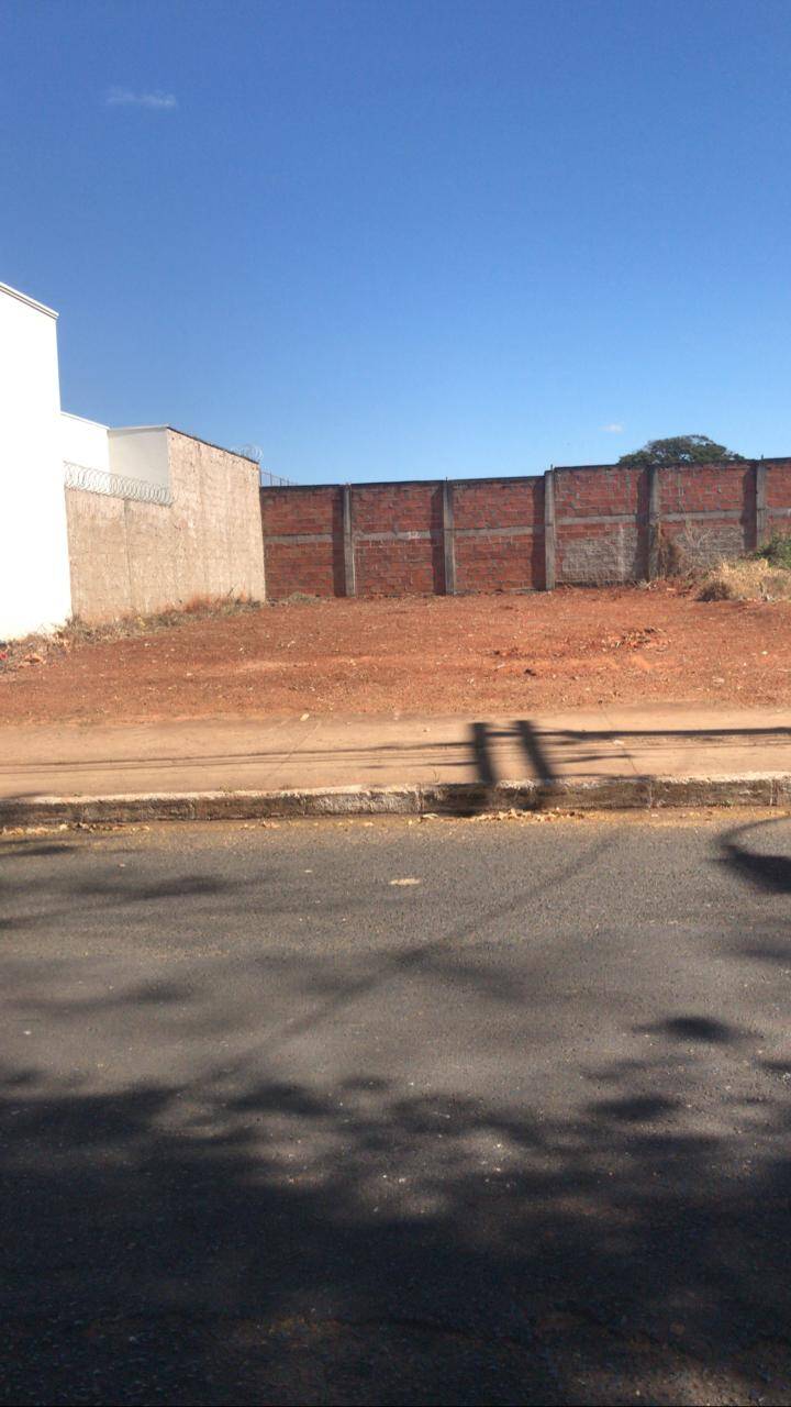 #VD 22325 - Casa para Venda em Araguari - MG