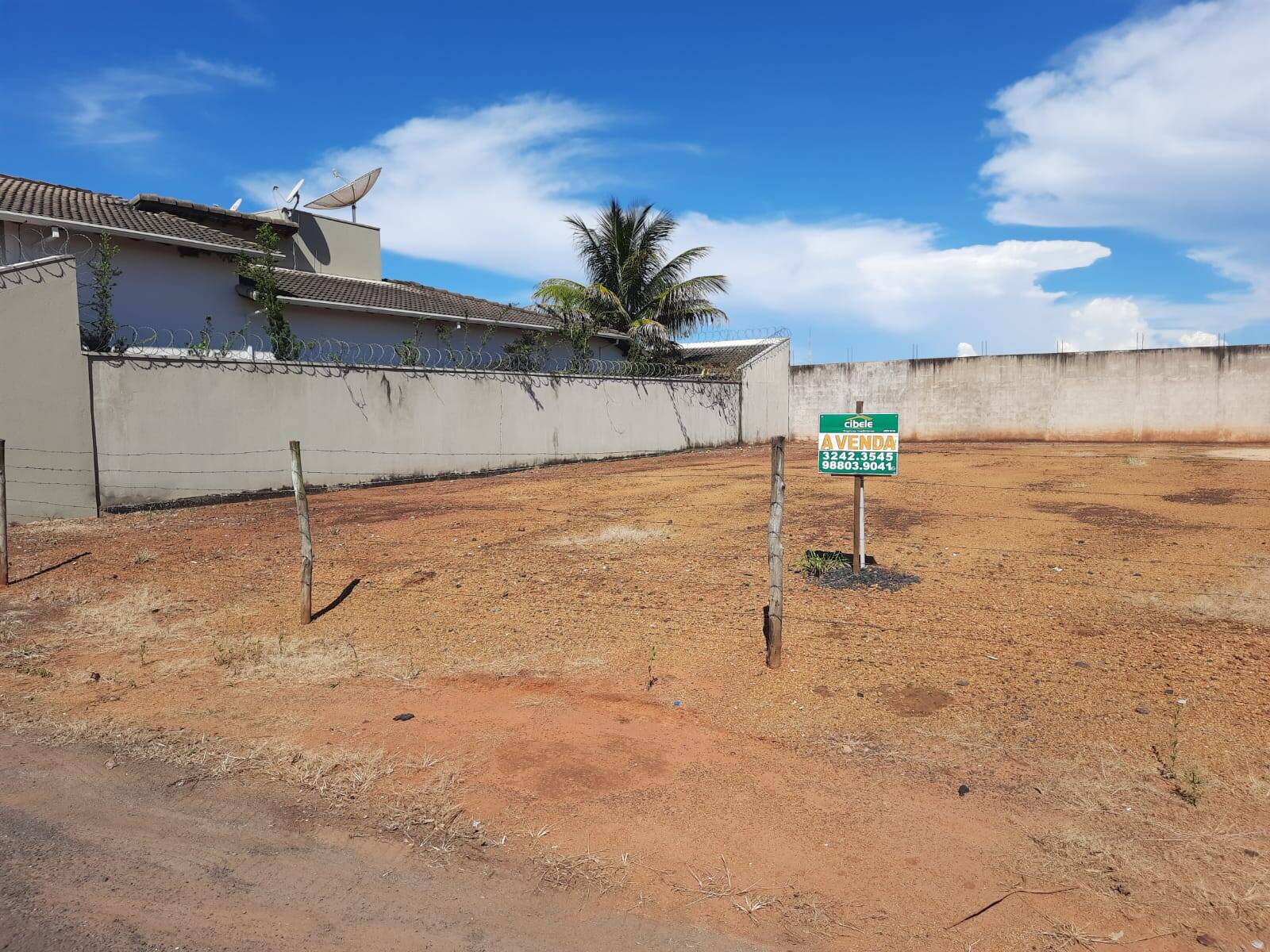 #VD 22381 - Terreno para Venda em Araguari - MG