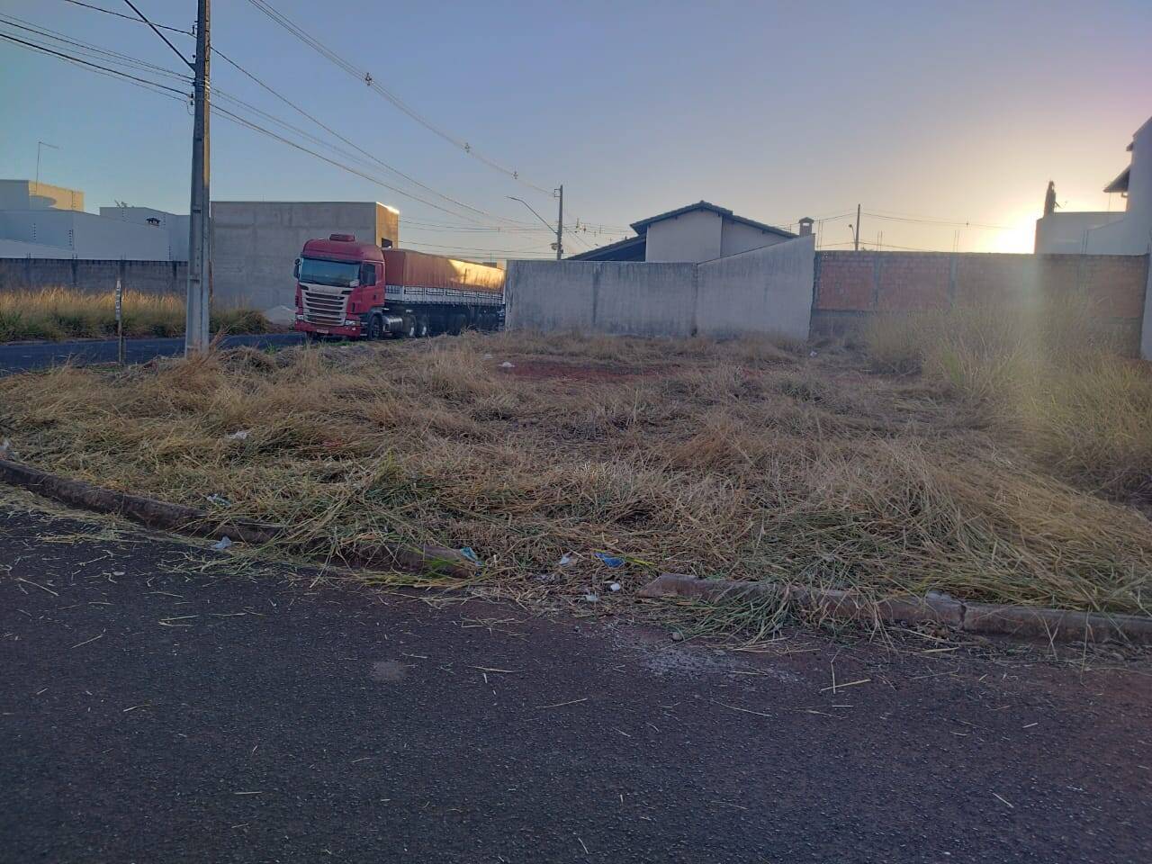 #VD 22400 - Terreno para Venda em Araguari - MG