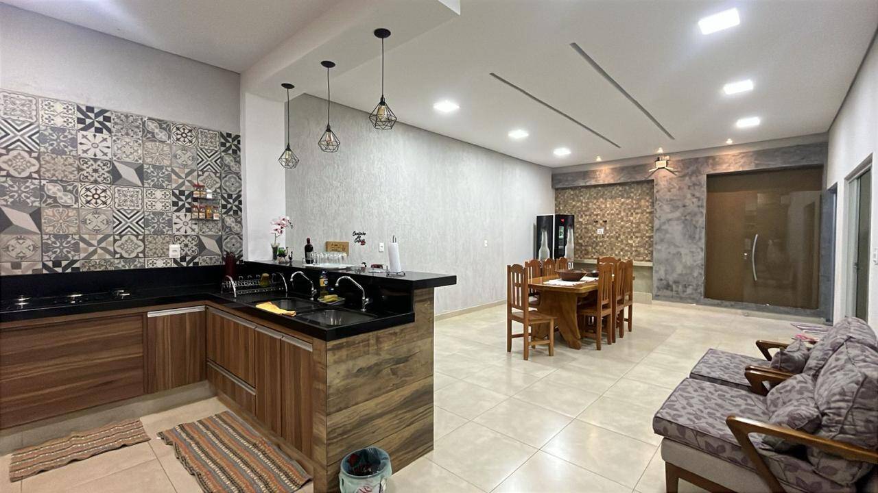 ##VD 22291 - Casa para Venda em Araguari - MG
