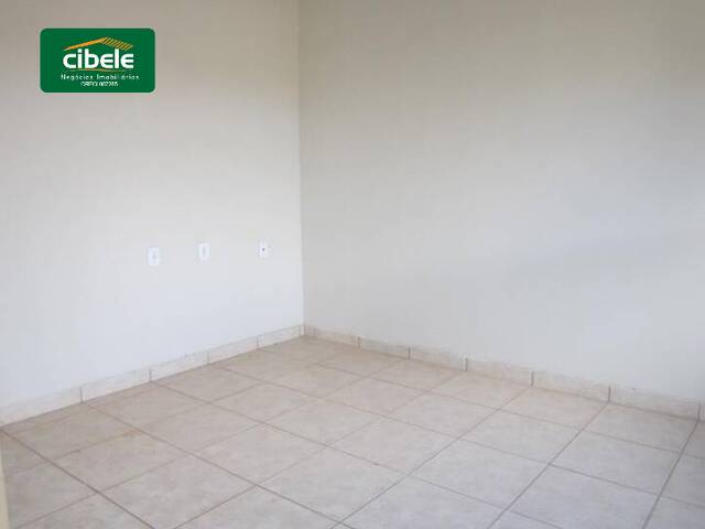 Casa para Venda em Araguari - 3