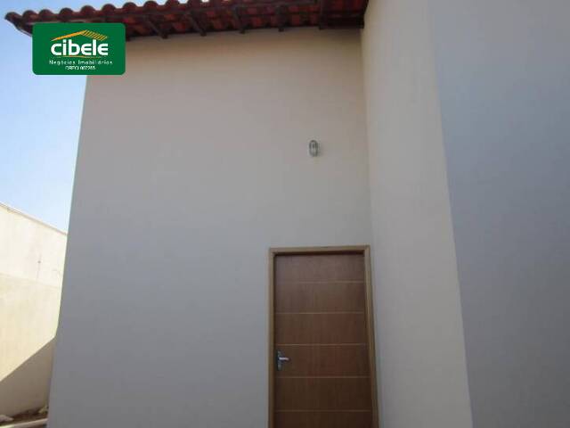 Casa para Venda em Araguari - 3