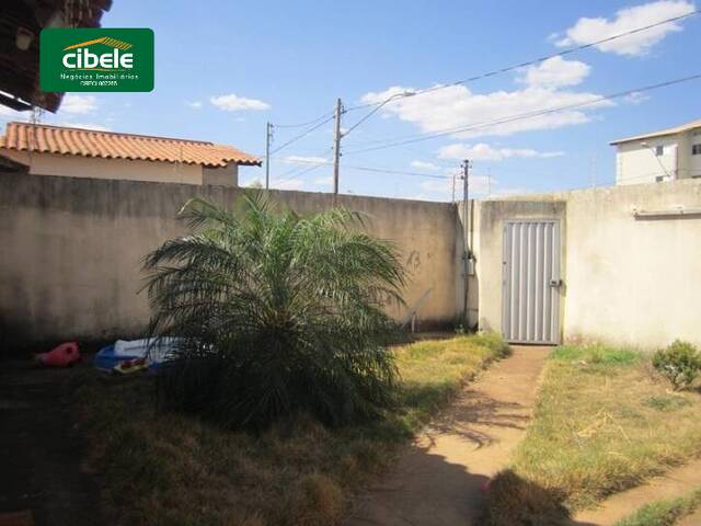 Casa para Venda em Araguari - 2