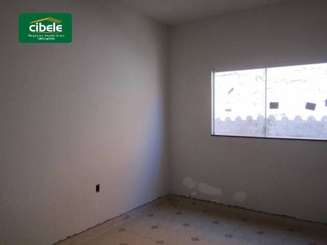 Casa para Venda em Araguari - 3