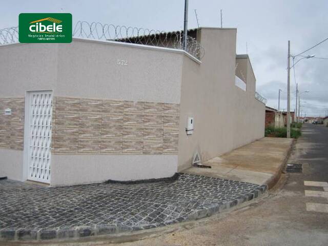 Casa para Venda em Araguari - 2