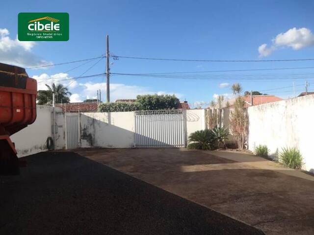 Casa para Venda em Araguari - 4
