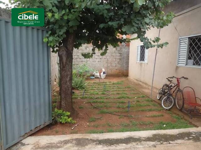 Casa para Venda em Araguari - 2