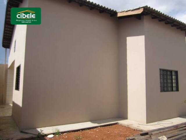 Casa para Venda em Araguari - 2