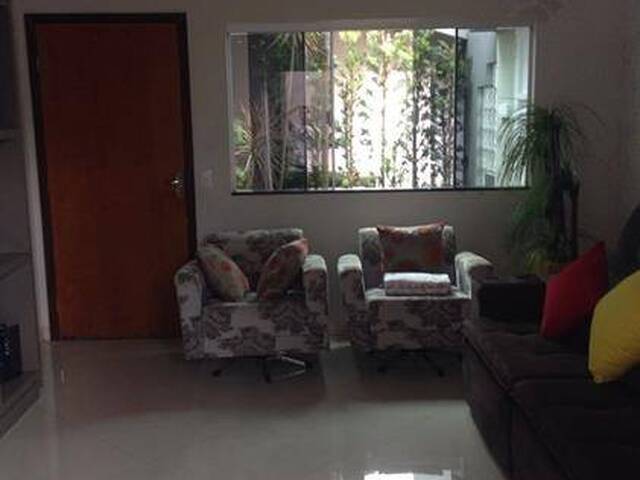 Casa para Venda em Araguari - 2