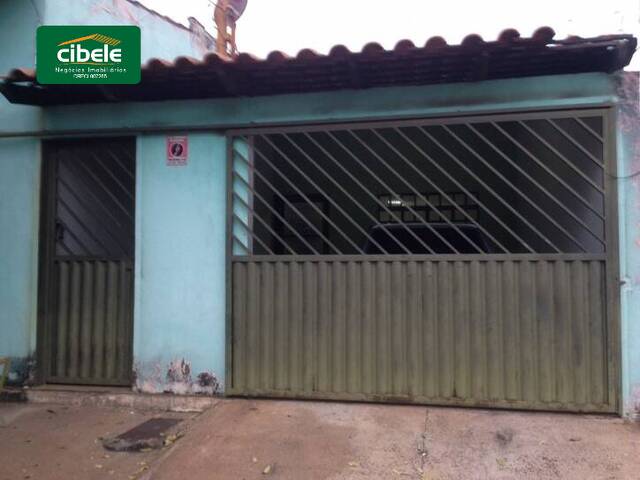 Casa para Venda em Araguari - 2