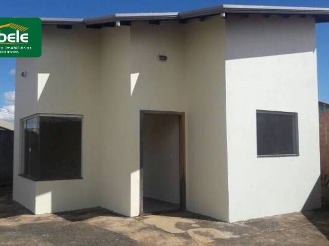 Casa para Venda em Araguari - 2