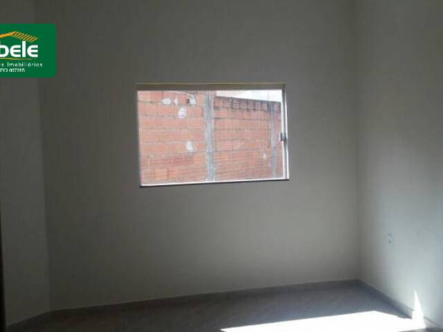 Casa para Venda em Araguari - 4
