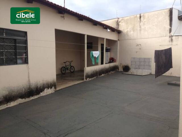 Casa para Venda em Araguari - 2