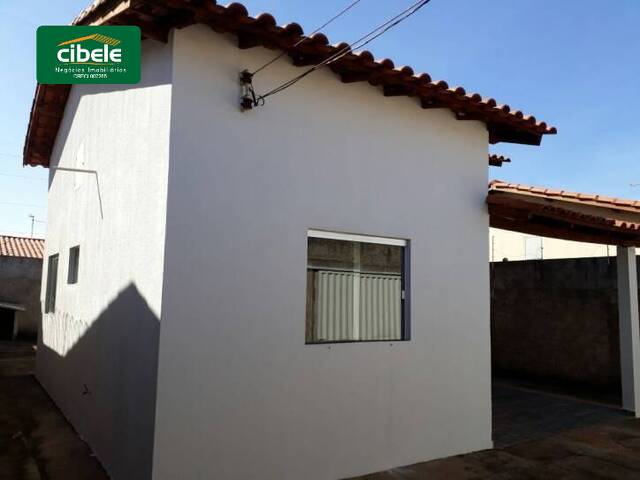 Casa para Venda em Araguari - 3