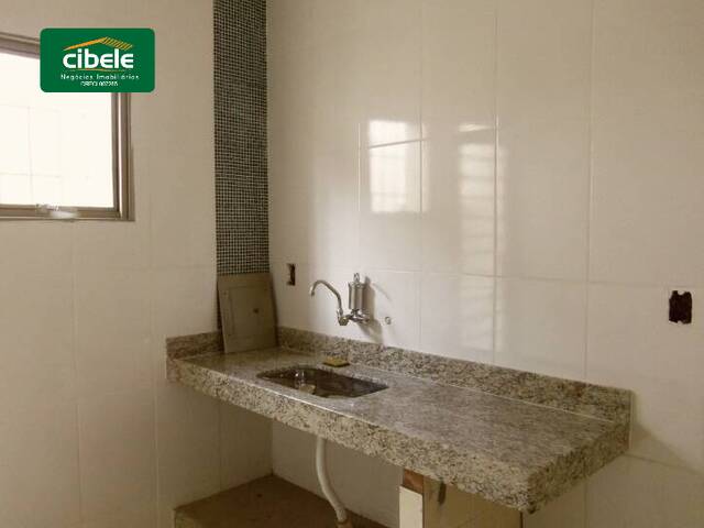 Casa para Venda em Araguari - 3