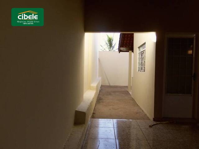 Casa para Venda em Araguari - 4