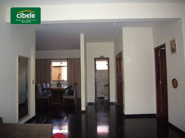 Casa para Venda em Araguari - 2