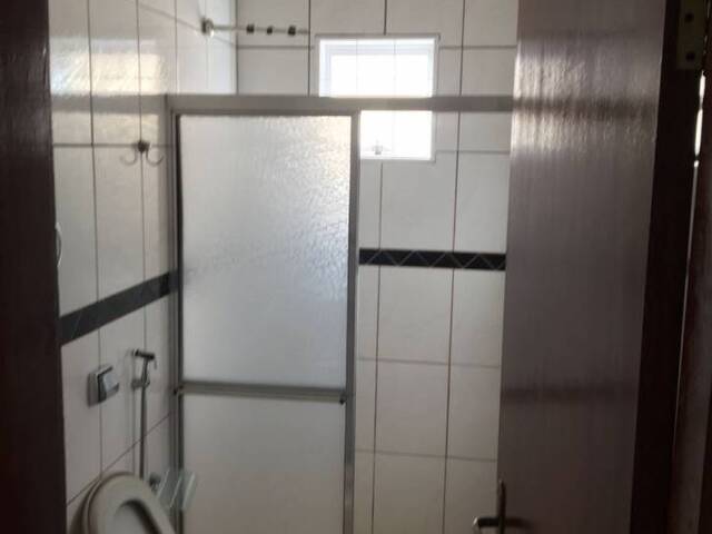 Casa para Venda em Araguari - 3