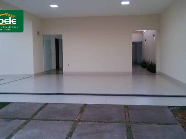 Casa para Venda em Araguari - 2