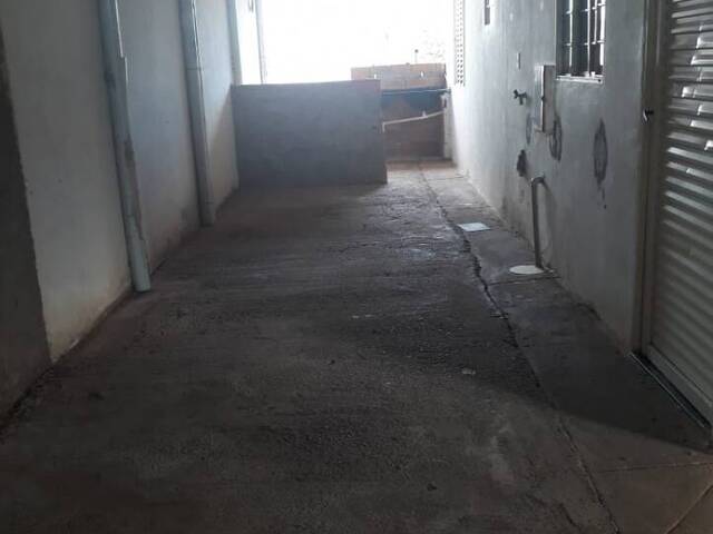 Casa para Venda em Araguari - 5