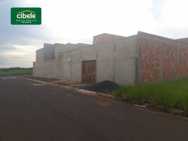 Casa para Venda em Araguari - 5