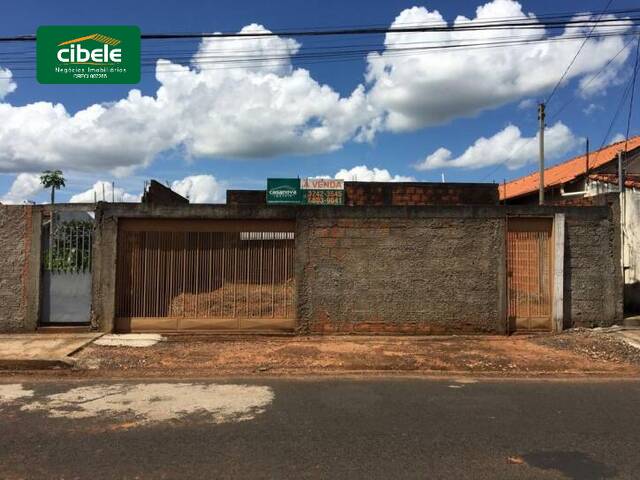 Casa para Venda em Araguari - 2