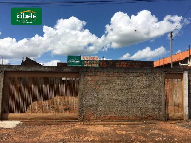 Casa para Venda em Araguari - 3