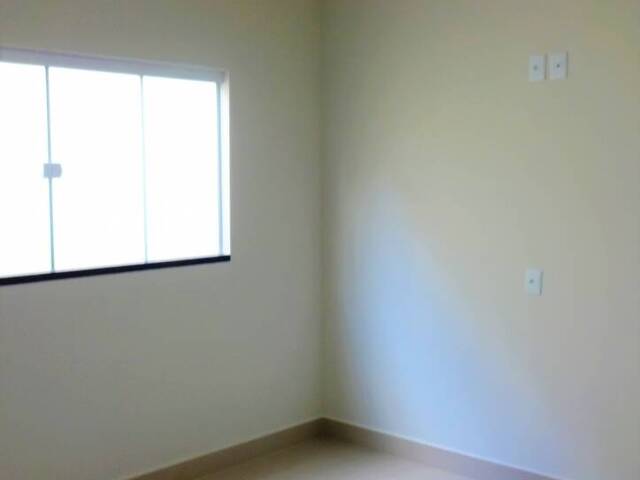 Casa para Venda em Araguari - 3