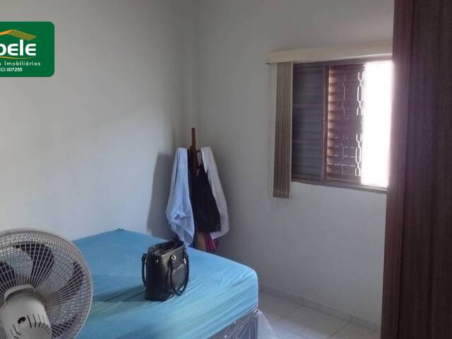 Casa para Venda em Araguari - 4
