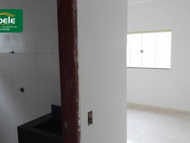 Casa para Venda em Araguari - 5
