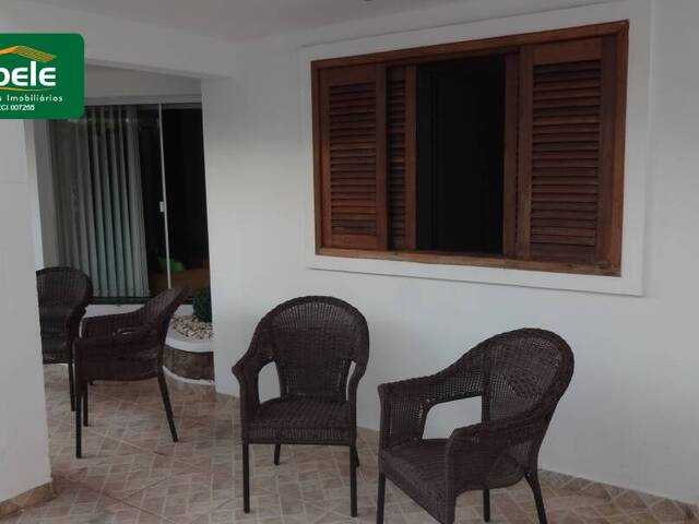 Casa para Venda em Araguari - 2
