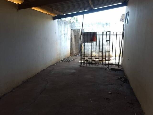 Casa para Venda em Araguari - 1