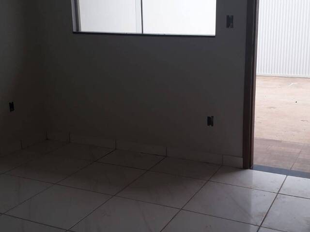 Casa para Venda em Araguari - 3