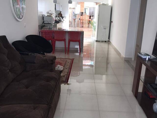 Casa para Venda em Araguari - 5