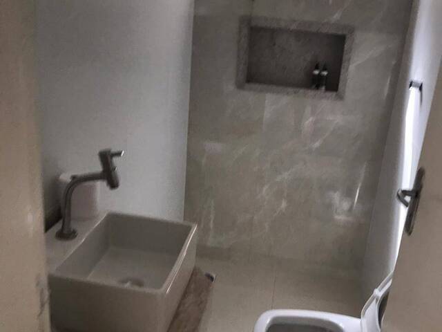 Casa para Venda em Araguari - 3