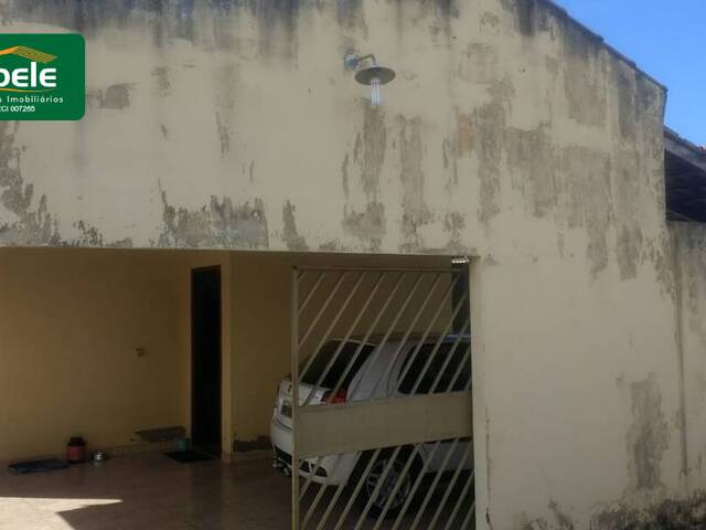 Casa para Venda em Araguari - 2