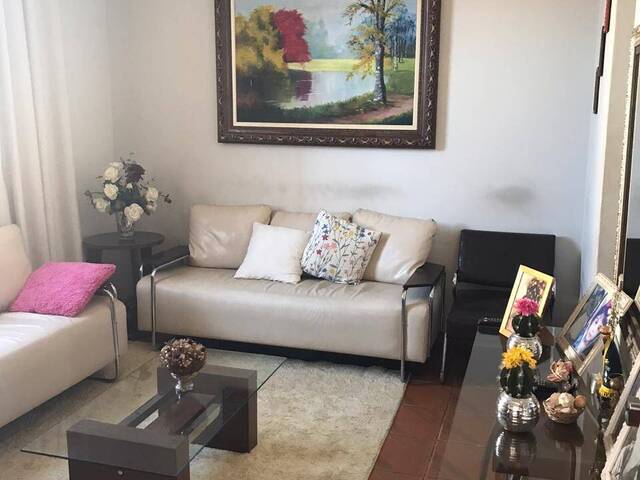 Casa para Venda em Araguari - 2