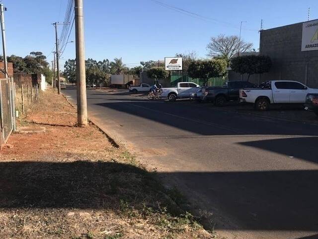 Ponto Comercial para Venda em Araguari - 5