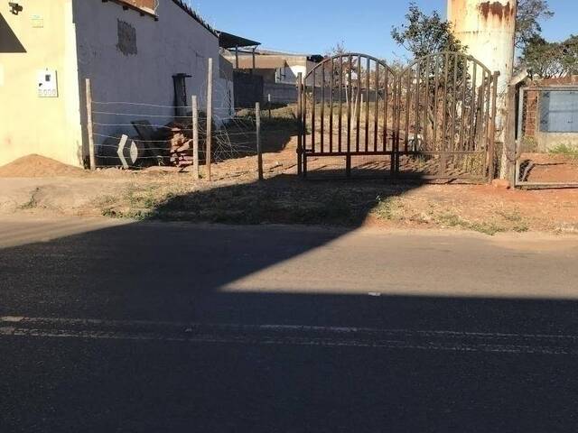 #VD 1617 - Ponto Comercial para Venda em Araguari - MG - 2