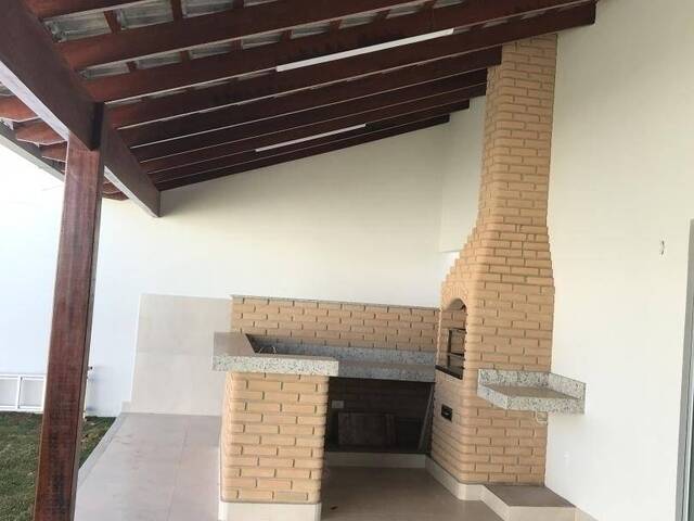 Casa para Venda em Araguari - 2