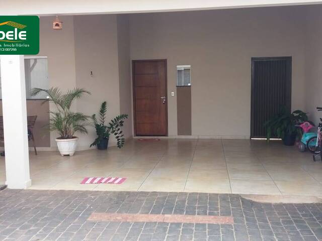 Casa para Venda em Araguari - 4