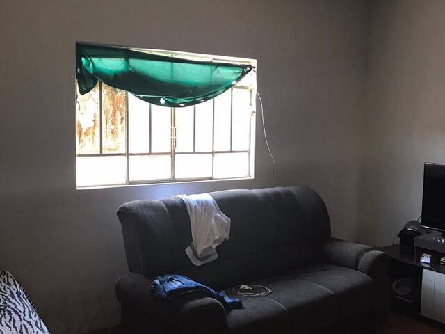 Casa para Venda em Araguari - 3