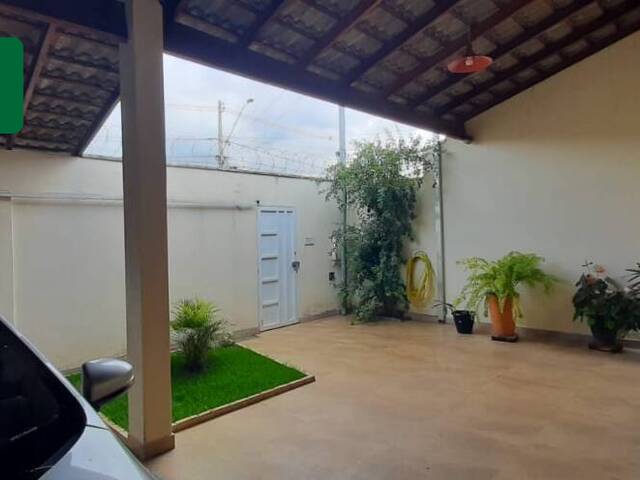 Casa para Venda em Uberlândia - 4