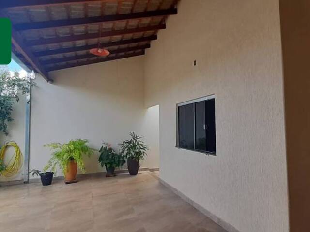 Casa para Venda em Uberlândia - 5