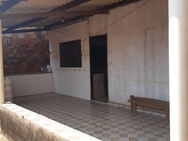 Casa para Venda em Araguari - 2