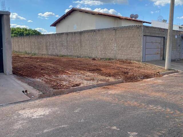 Área para Venda em Araguari - 3