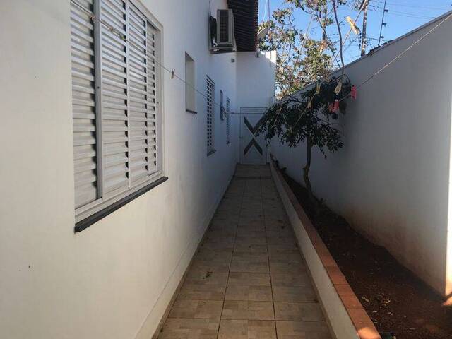 #VD 1859 - Casa para Venda em Araguari - MG